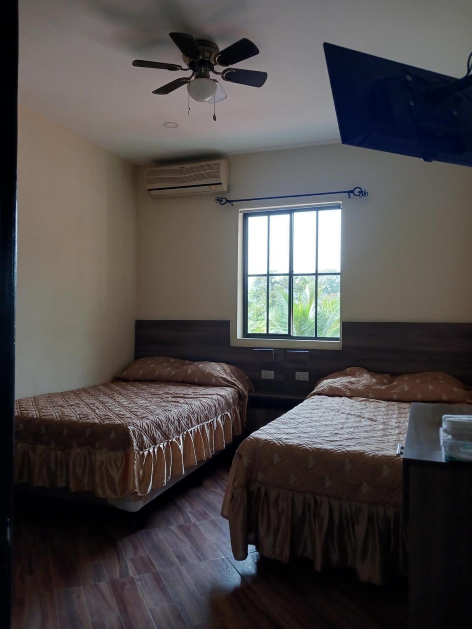 Habitaciones Casa Cuscatlan Tamanique Rum bild